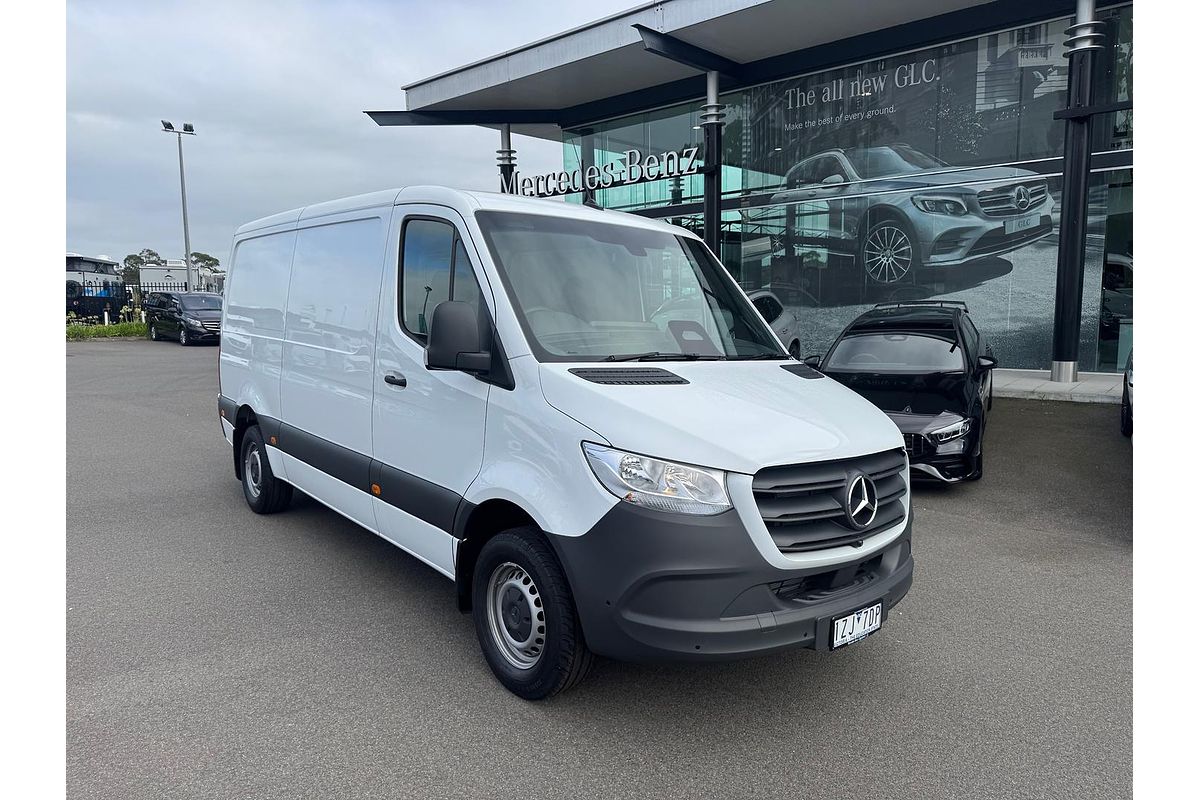 2025 Mercedes-Benz Sprinter 315CDI VS30 MWB Low Roof