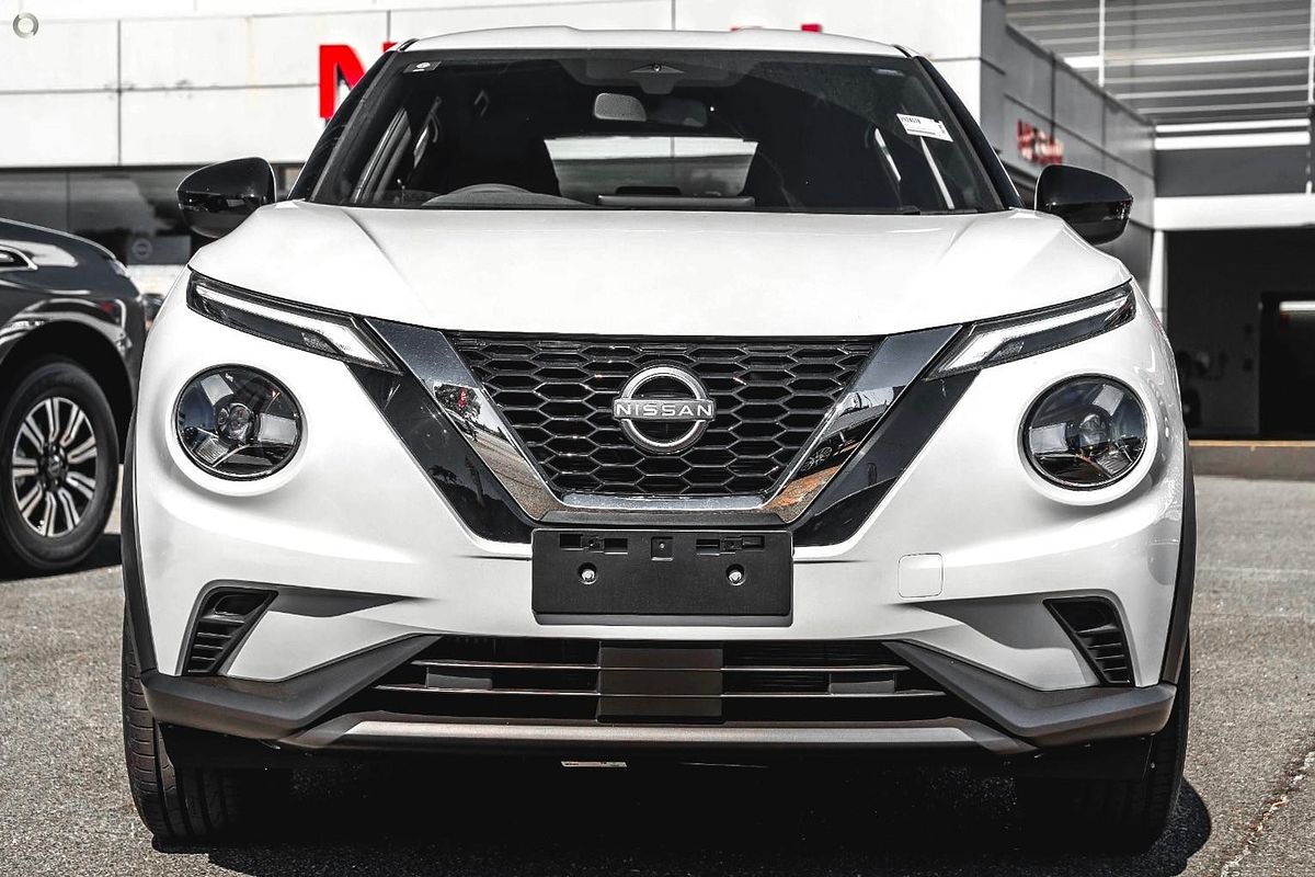 2025 Nissan JUKE ST F16