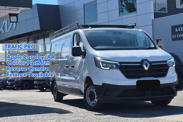 2023 Renault Trafic Pro X82 LWB Low Roof