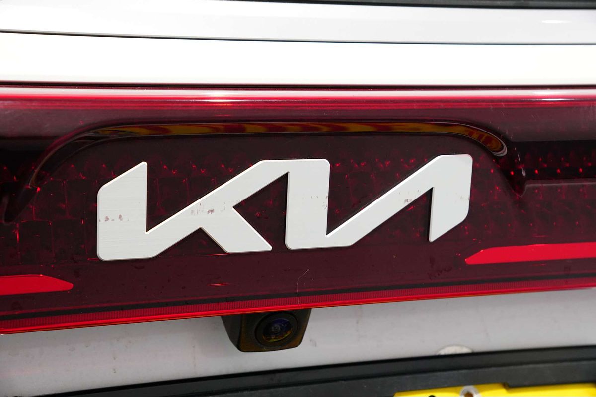 2023 Kia Carnival S KA4