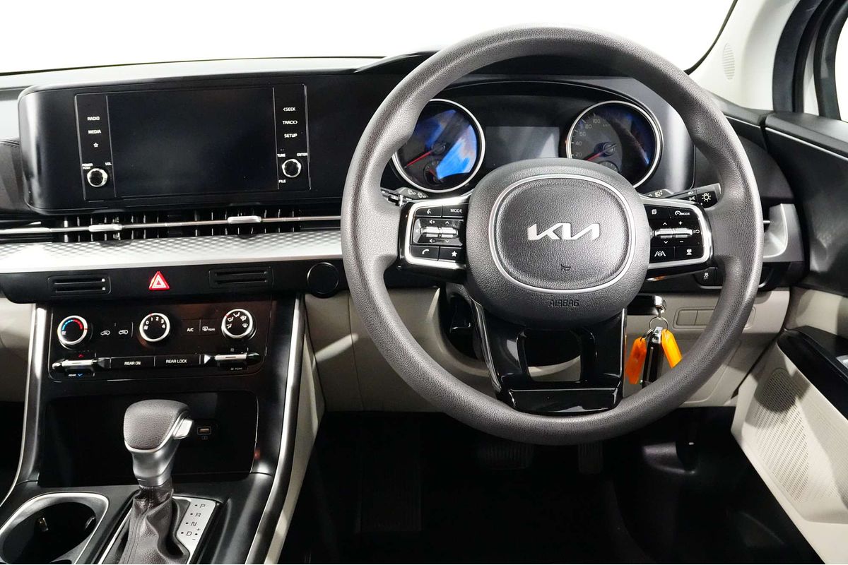 2023 Kia Carnival S KA4