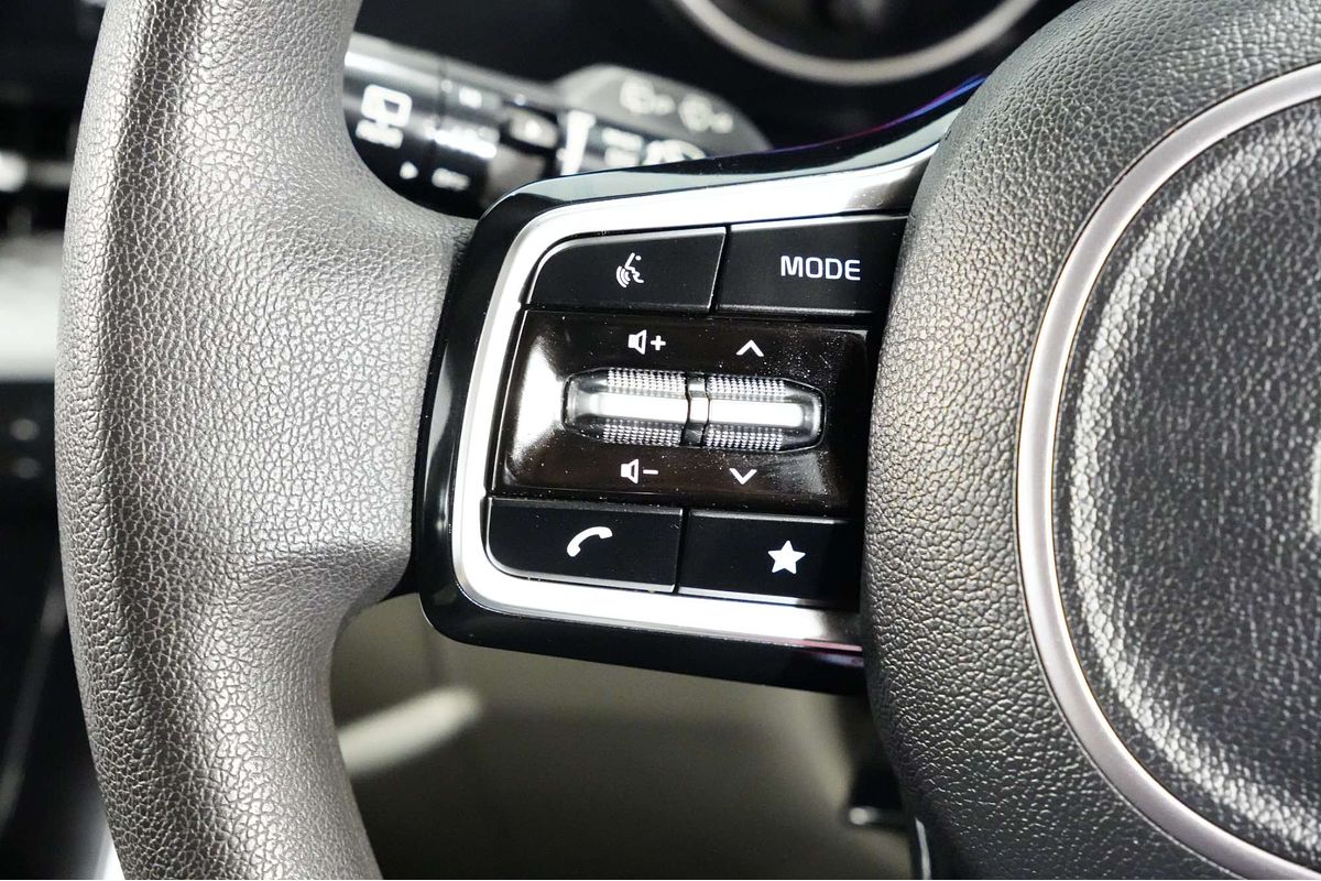 2023 Kia Carnival S KA4