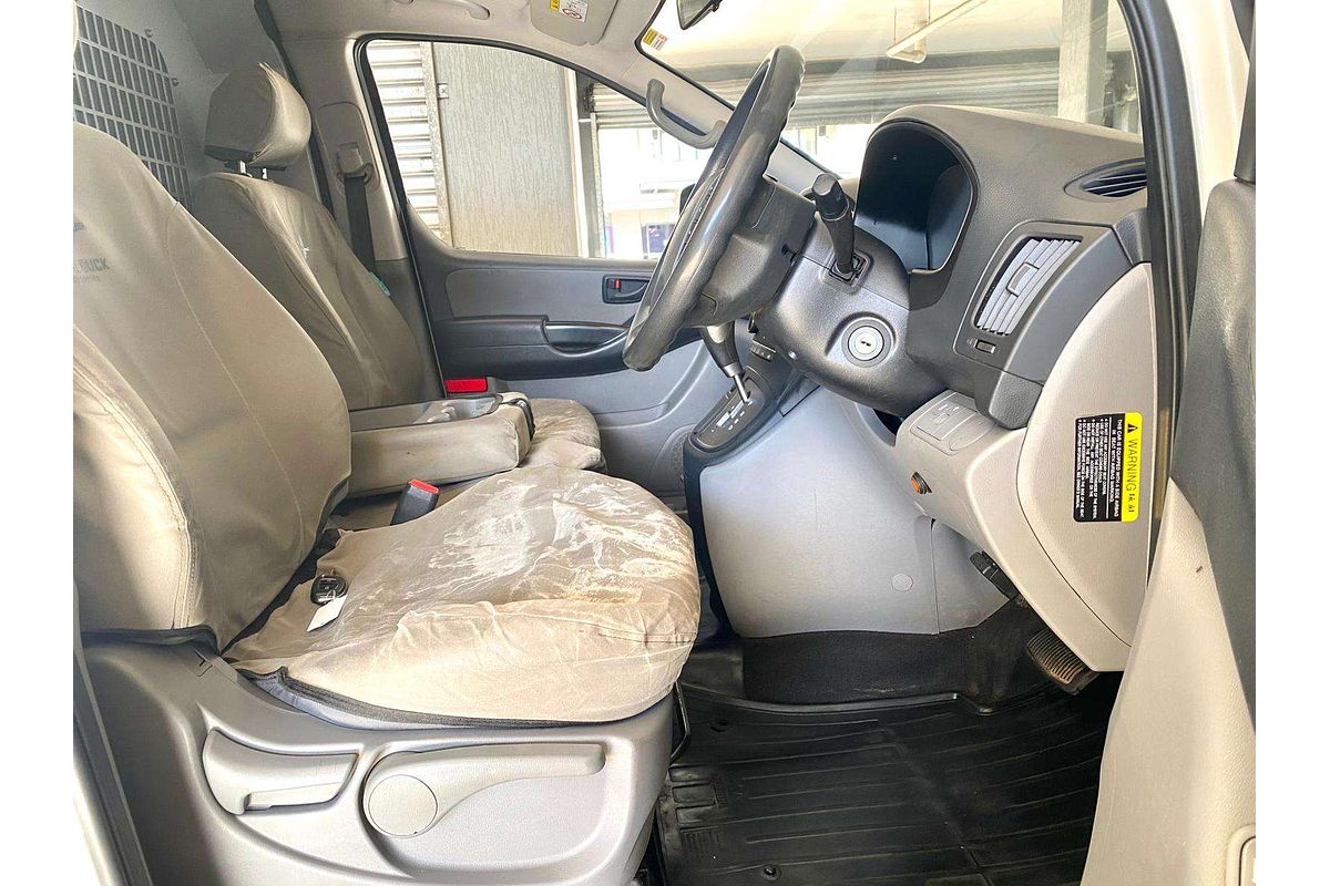 iLOAD TQ4 MY20 3S LIFTBACK 2.5L DT4 TURBO CDI 5 SP AUTOMATIC 4D VAN 