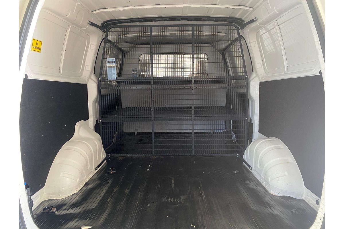 iLOAD TQ4 MY20 3S LIFTBACK 2.5L DT4 TURBO CDI 5 SP AUTOMATIC 4D VAN 