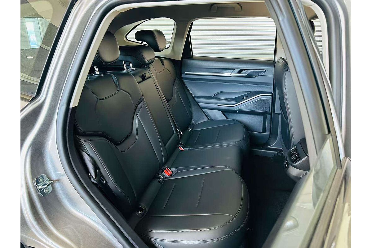 26 B01 H6 LUX 2.0T P 2WD