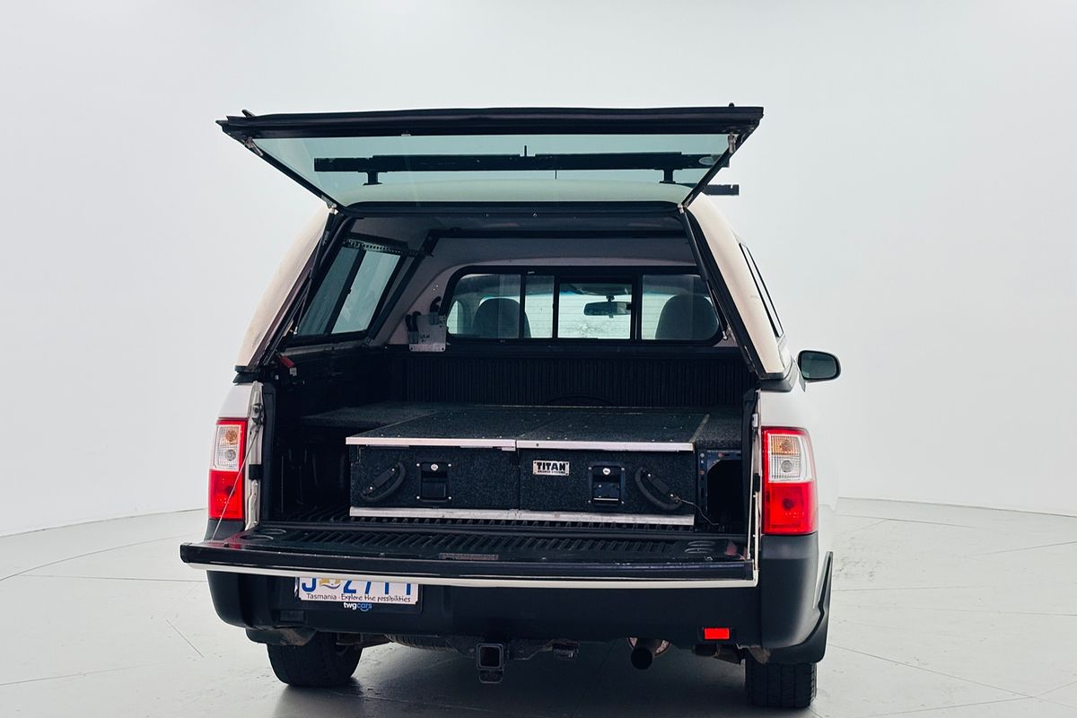 2010 Ford FALCON XT 6 SP AUTO SEQ SPORTSHIFT 4D SEDAN 6CYL