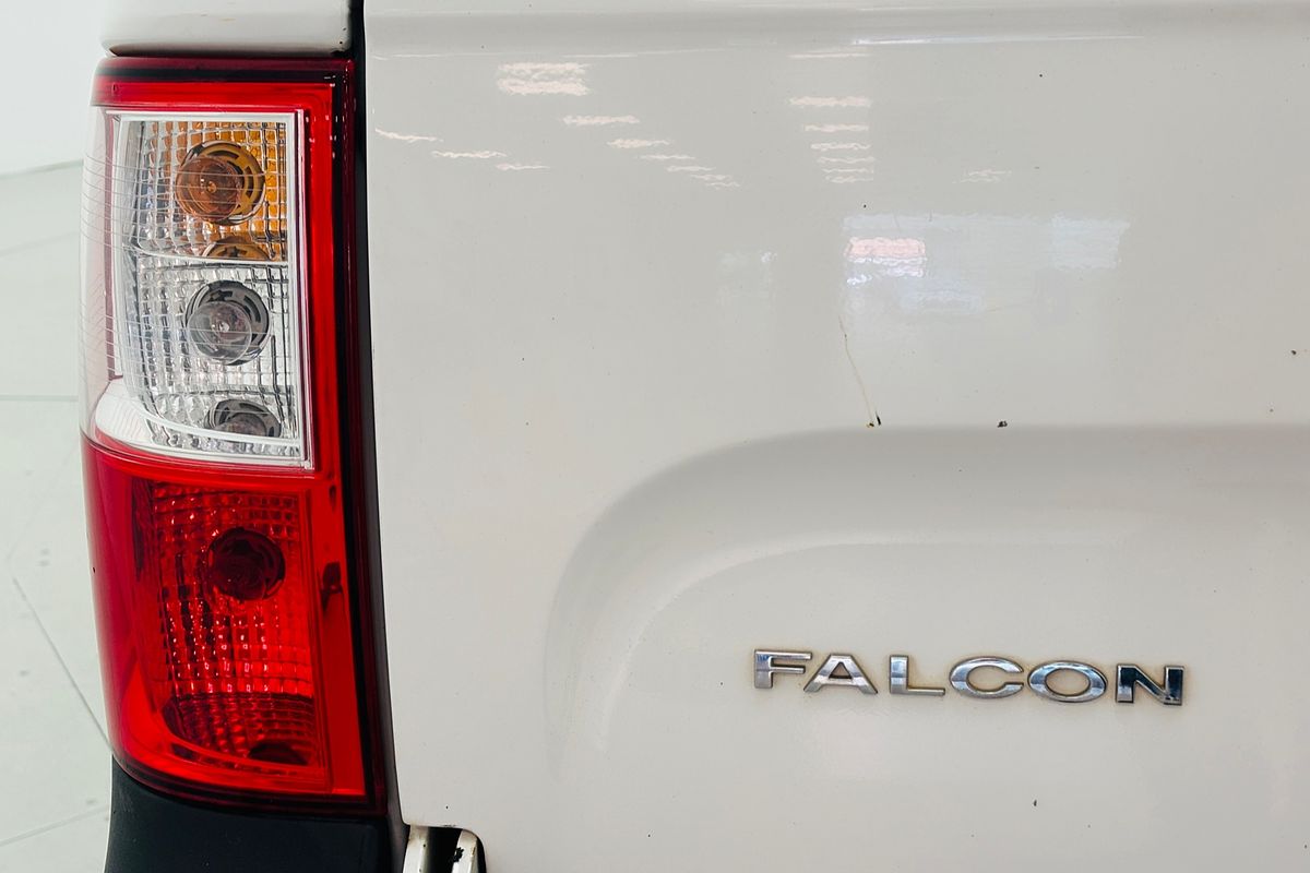 2010 Ford FALCON XT 6 SP AUTO SEQ SPORTSHIFT 4D SEDAN 6CYL