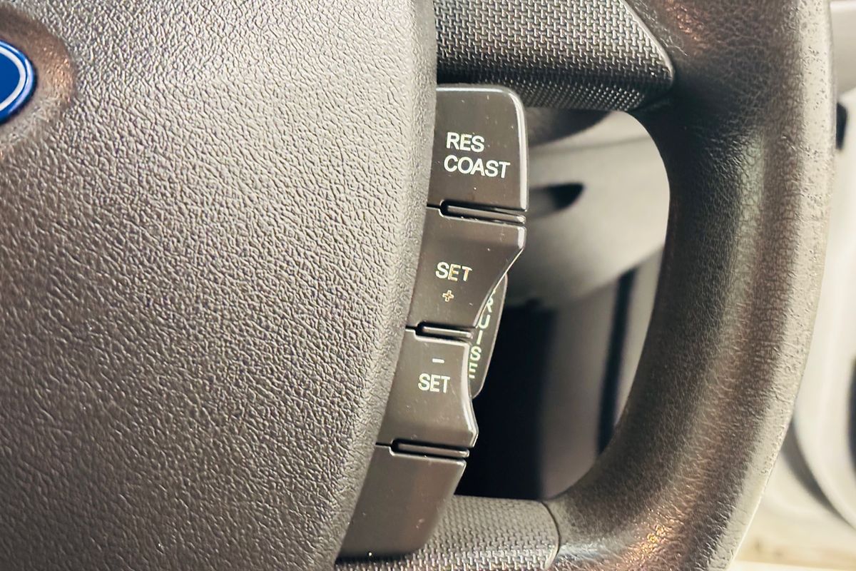 2010 Ford FALCON XT 6 SP AUTO SEQ SPORTSHIFT 4D SEDAN 6CYL