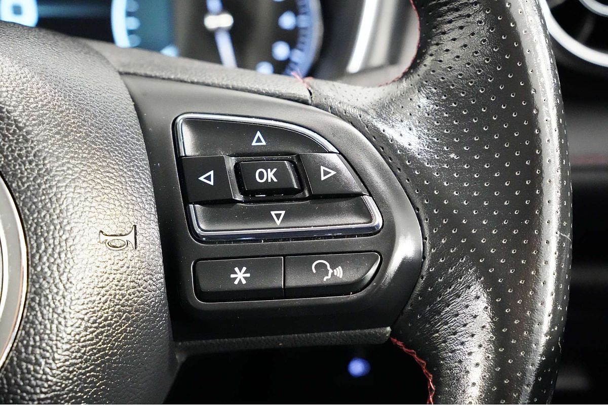 2022 MG HS Vibe SAS23