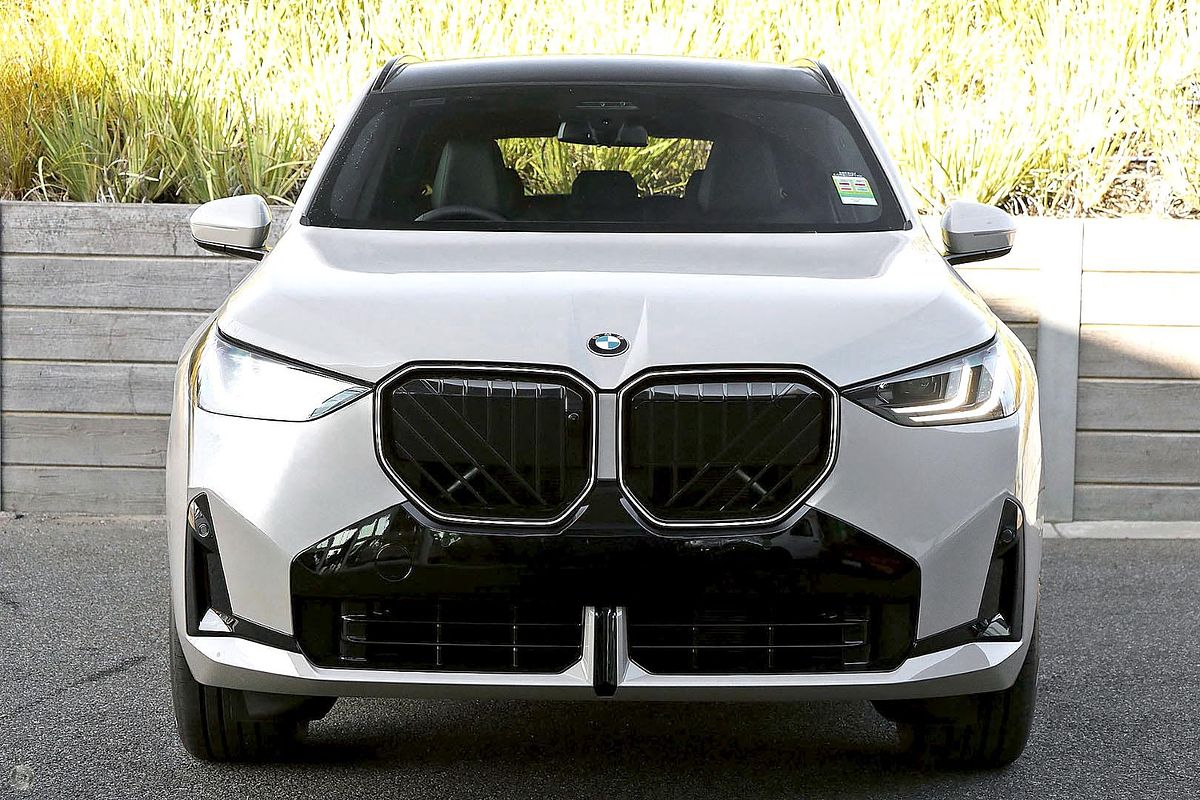 2025 BMW X3 30e xDrive G45