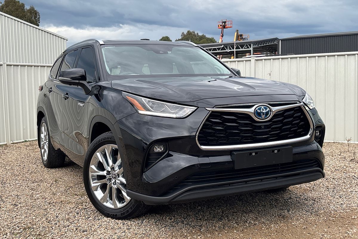 2024 Toyota Kluger Grande AXUH78R