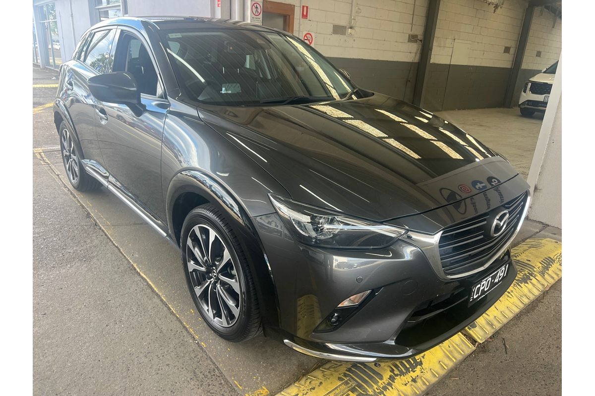 2023 Mazda CX-3 sTouring DK