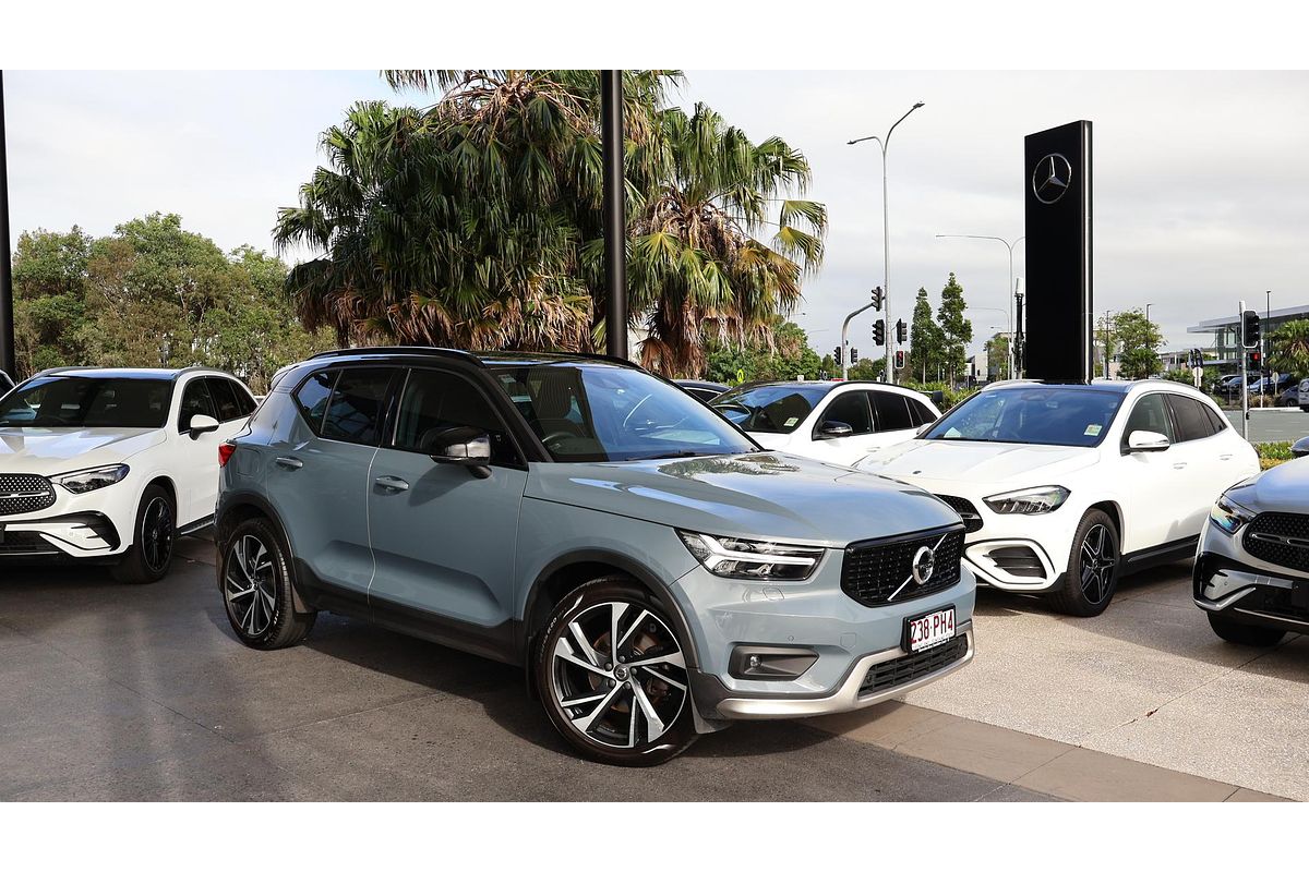 2019 Volvo XC40 T5 R-Design