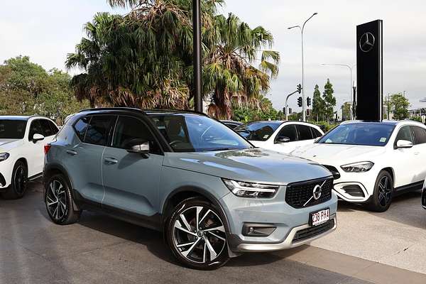 2019 Volvo XC40 T5 R-Design