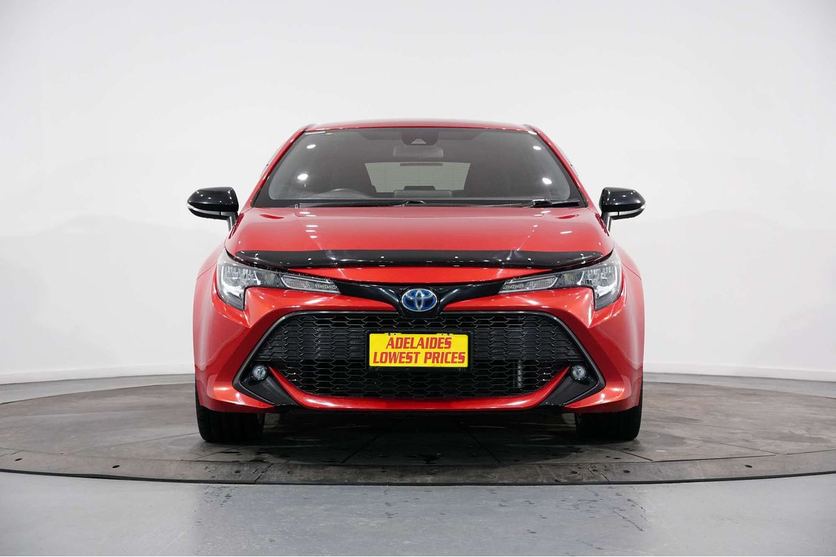 2018 Toyota Corolla SX Hybrid ZWE211R