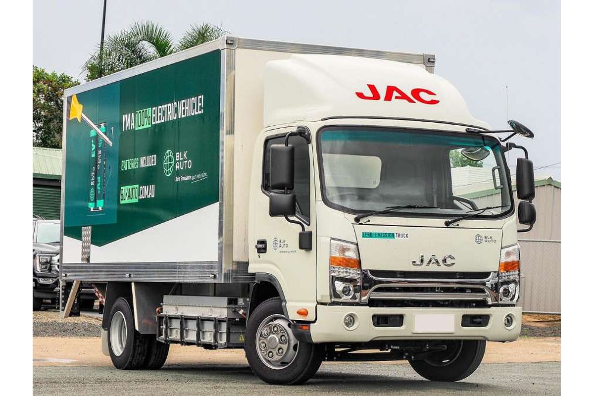 2023 JAC N55 EV   4x2