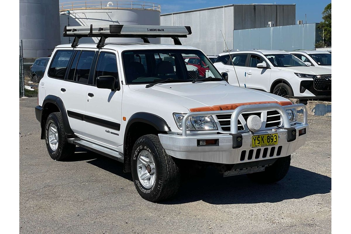 2003 Nissan Patrol ST GU III