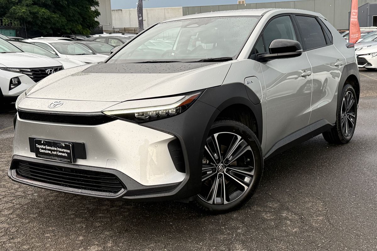 2024 Toyota bZ4X XEAM10R