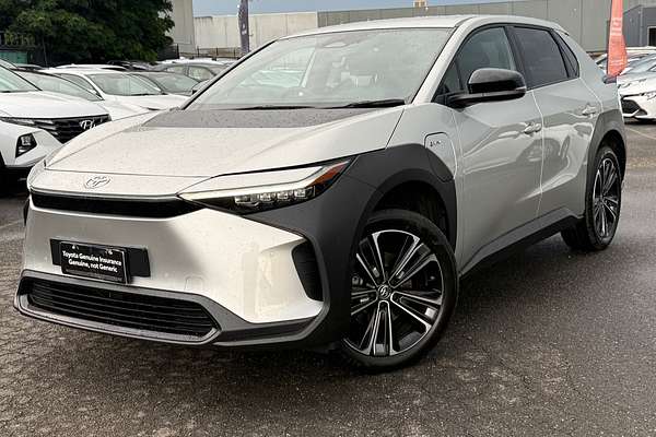 2024 Toyota bZ4X XEAM10R