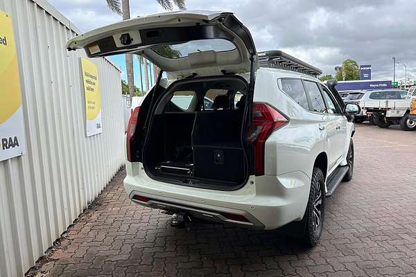 2019 Mitsubishi Pajero Sport Exceed QE thumb-9