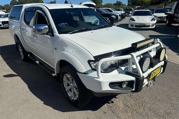 2015 Mitsubishi Triton GLX-R MN 4X4