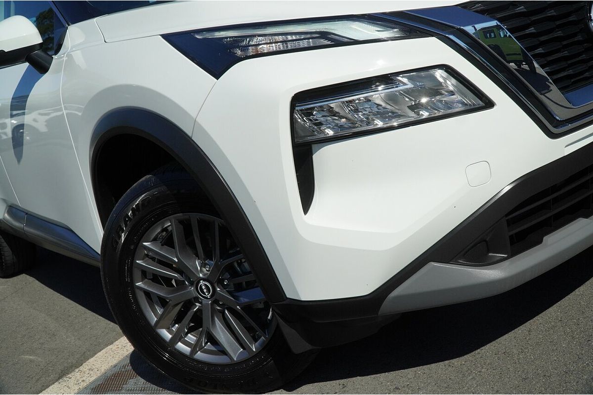 2024 Nissan X-TRAIL ST T33