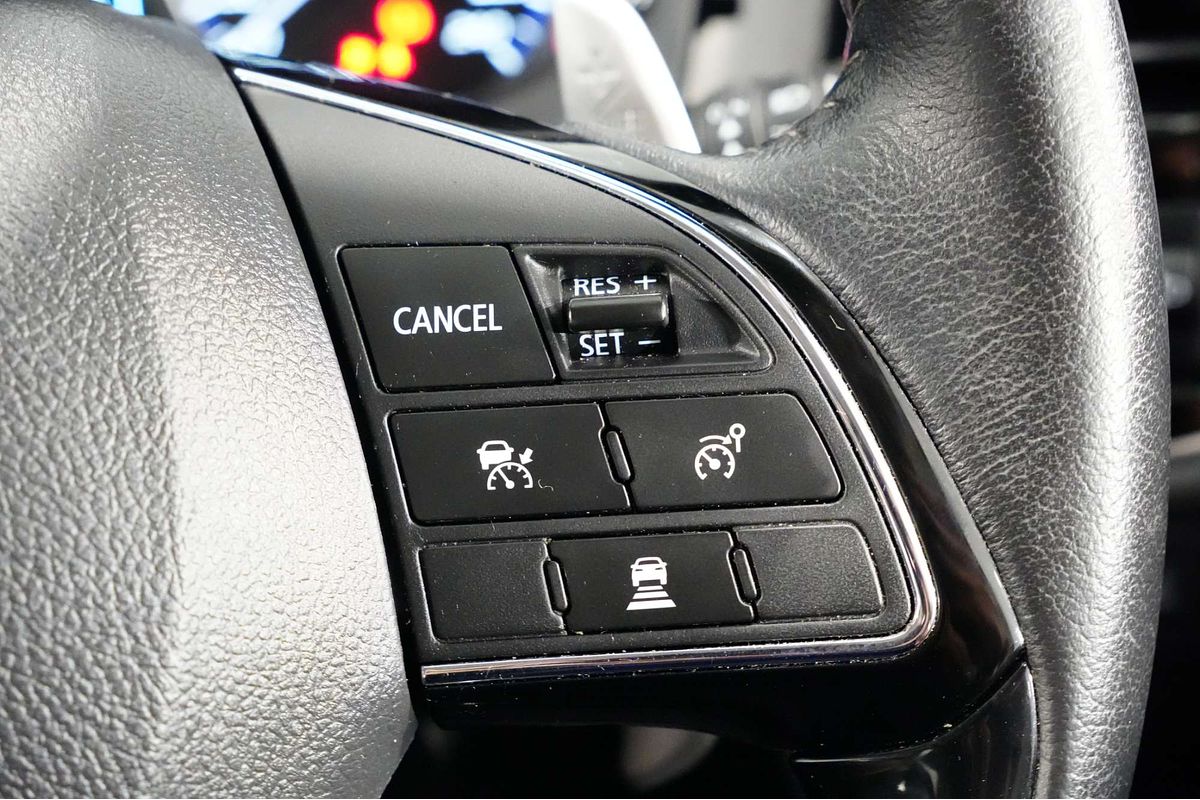 2020 Mitsubishi Outlander LS ZL