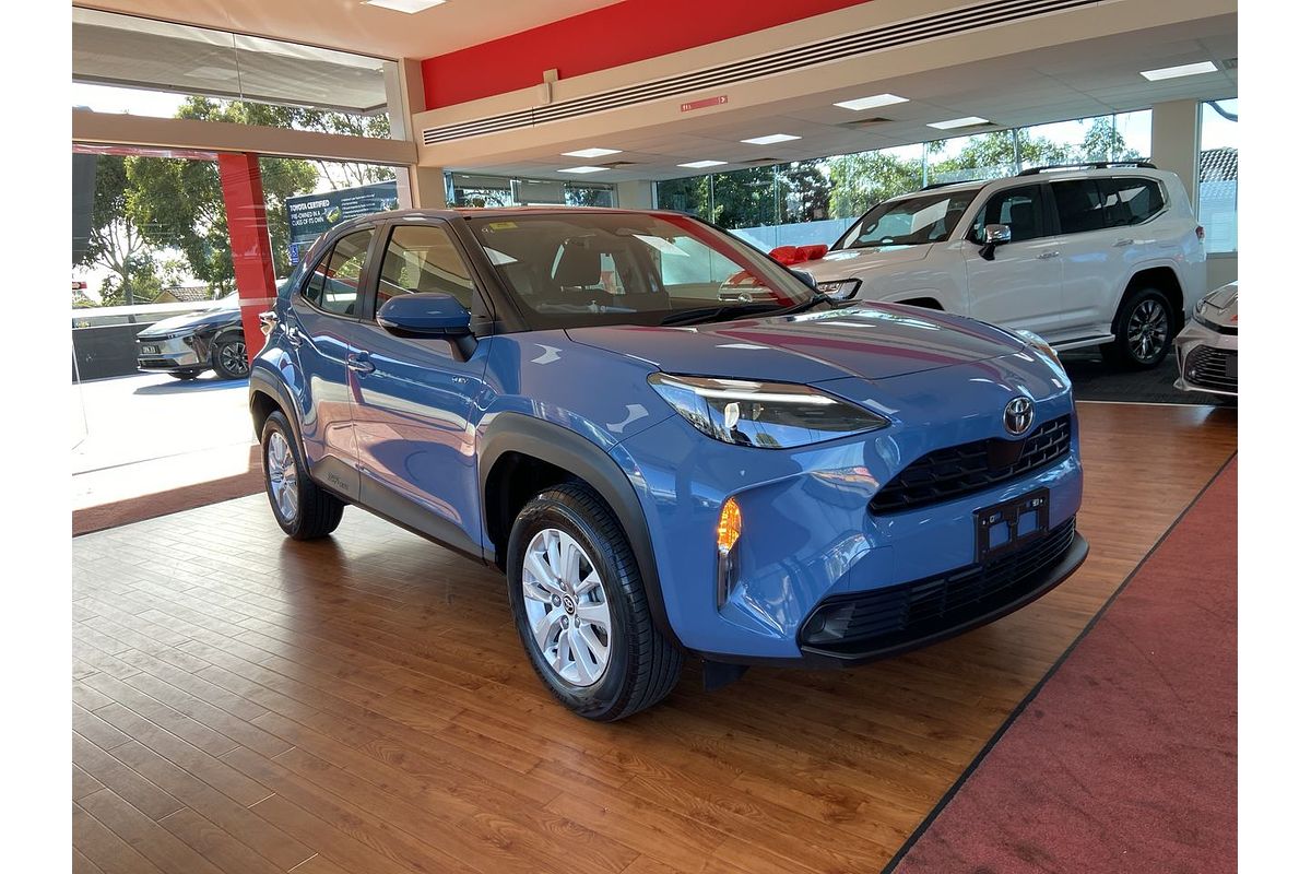 2024 Toyota Yaris Cross GX