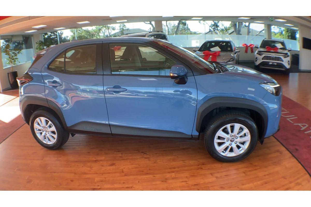 2024 Toyota Yaris Cross GX