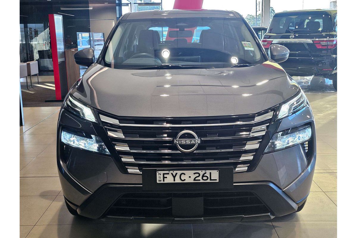 2026 Nissan X-TRAIL ST T33