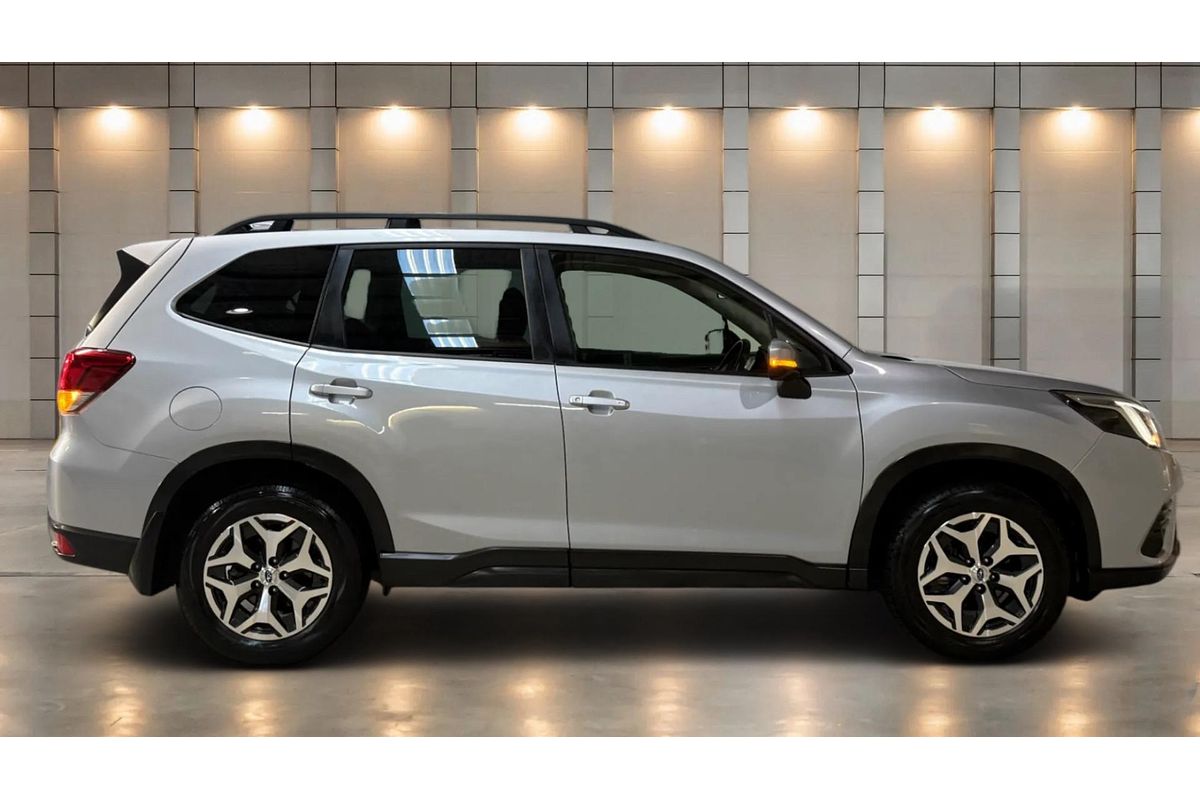 2023 Subaru Forester 2.5i S5