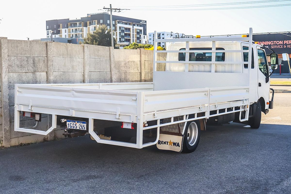 2017 Hino 300 Series 617 4x2 LWB