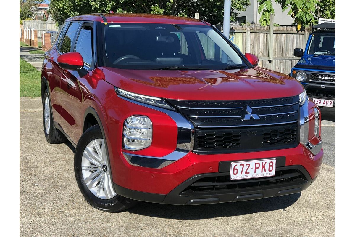 2022 Mitsubishi Outlander ES ZM