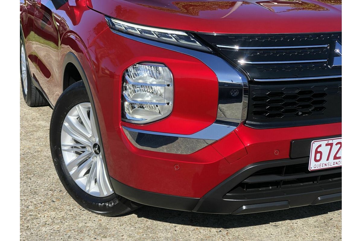 2022 Mitsubishi Outlander ES ZM