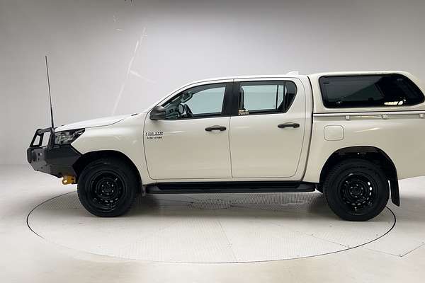 2022 Toyota Hilux SR GUN126R 4X4 thumb-4