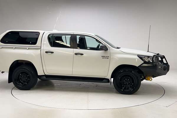 2022 Toyota Hilux SR GUN126R 4X4 thumb-8