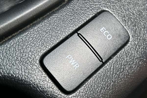 2022 Toyota Hilux SR GUN126R 4X4 thumb-14