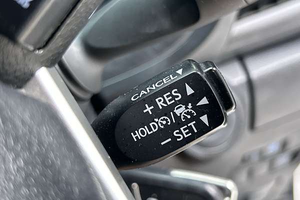 2022 Toyota Hilux SR GUN126R 4X4 thumb-15