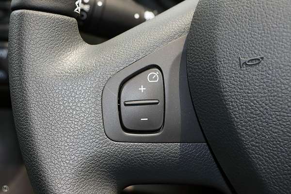 2022 Renault Trafic Premium 125kW X82 LWB Low Roof thumb-13