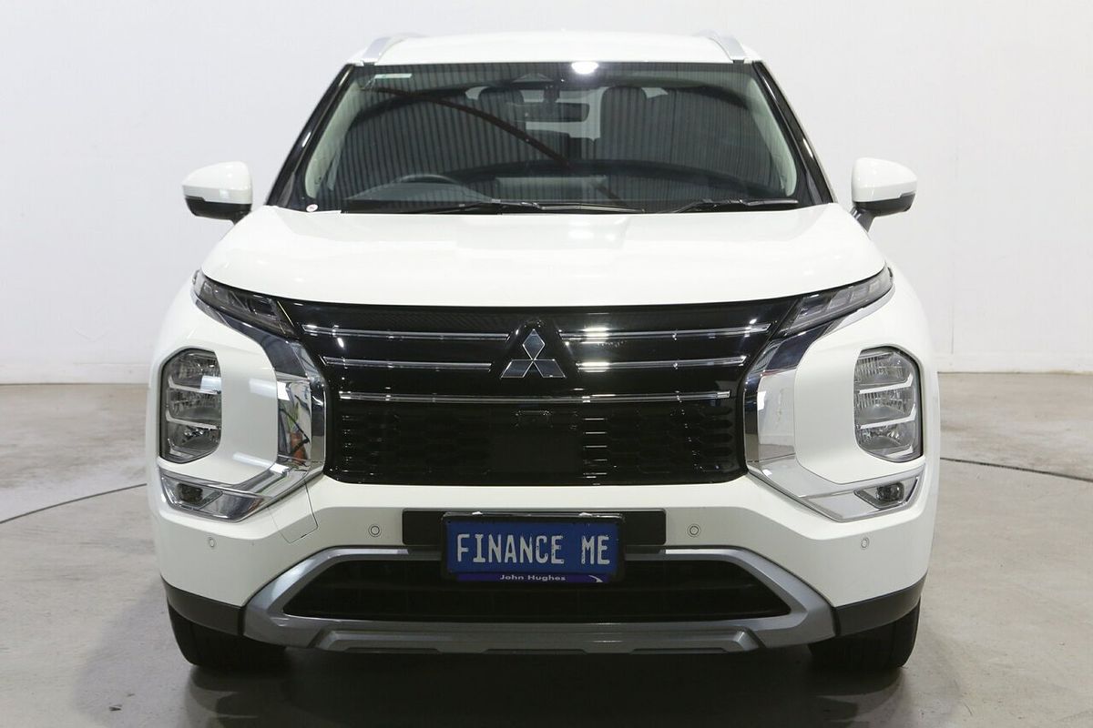 2025 Mitsubishi Outlander LS ZM