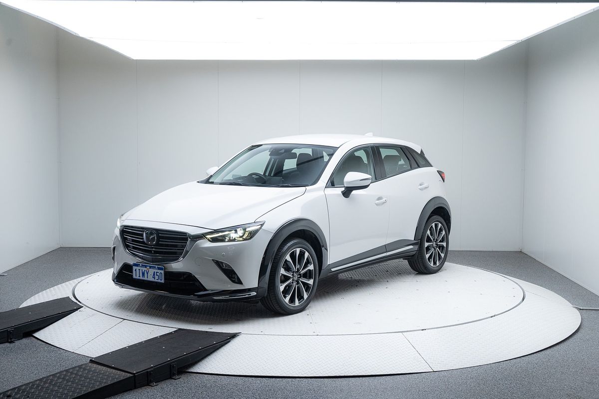 2023 Mazda CX-3 sTouring DK