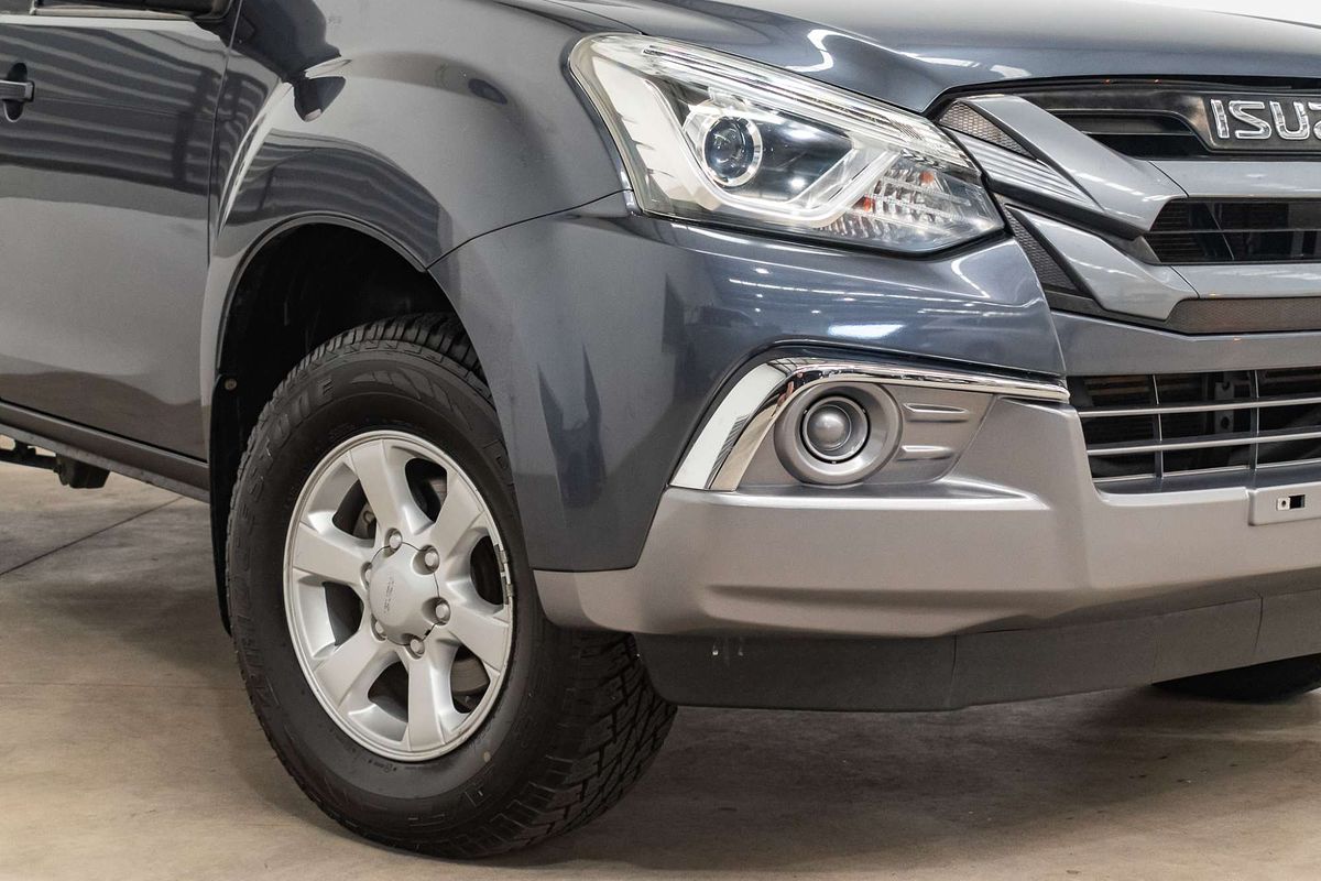 2019 Isuzu MU-X LS-M