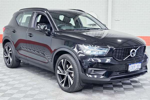 2021 Volvo XC40 T5 R-Design