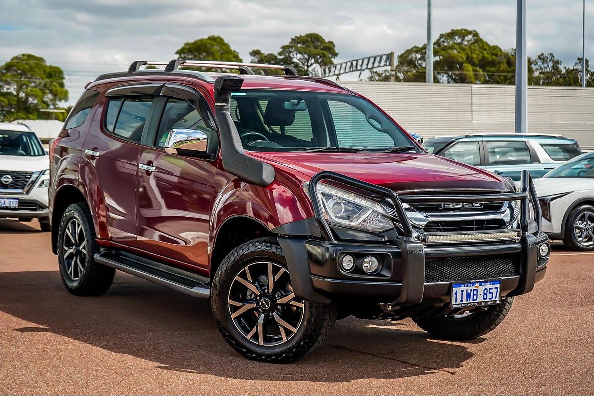2021 Isuzu MU-X LS-T