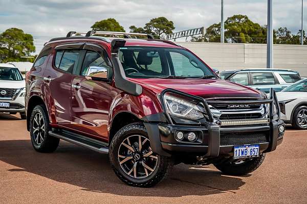 2021 Isuzu MU-X LS-T