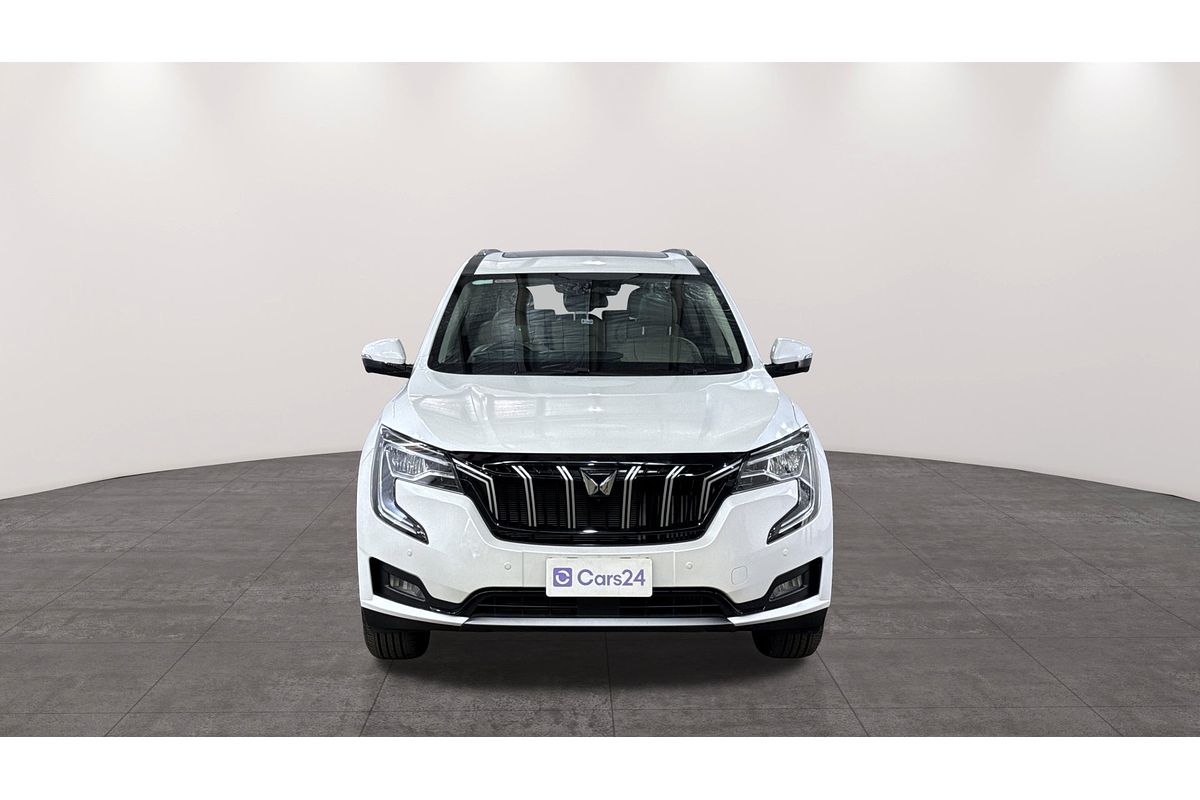 2024 Mahindra XUV700 AX7L Black Edition