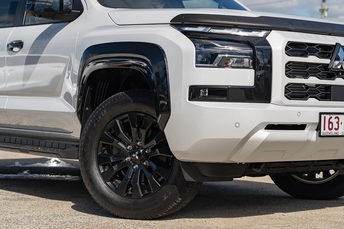 2025 Mitsubishi Triton GSR MV 4X4