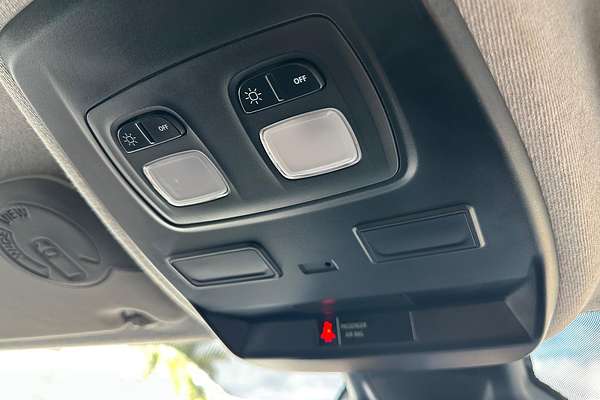 2022 Renault Trafic Premium 125kW X82 LWB Low Roof thumb-28