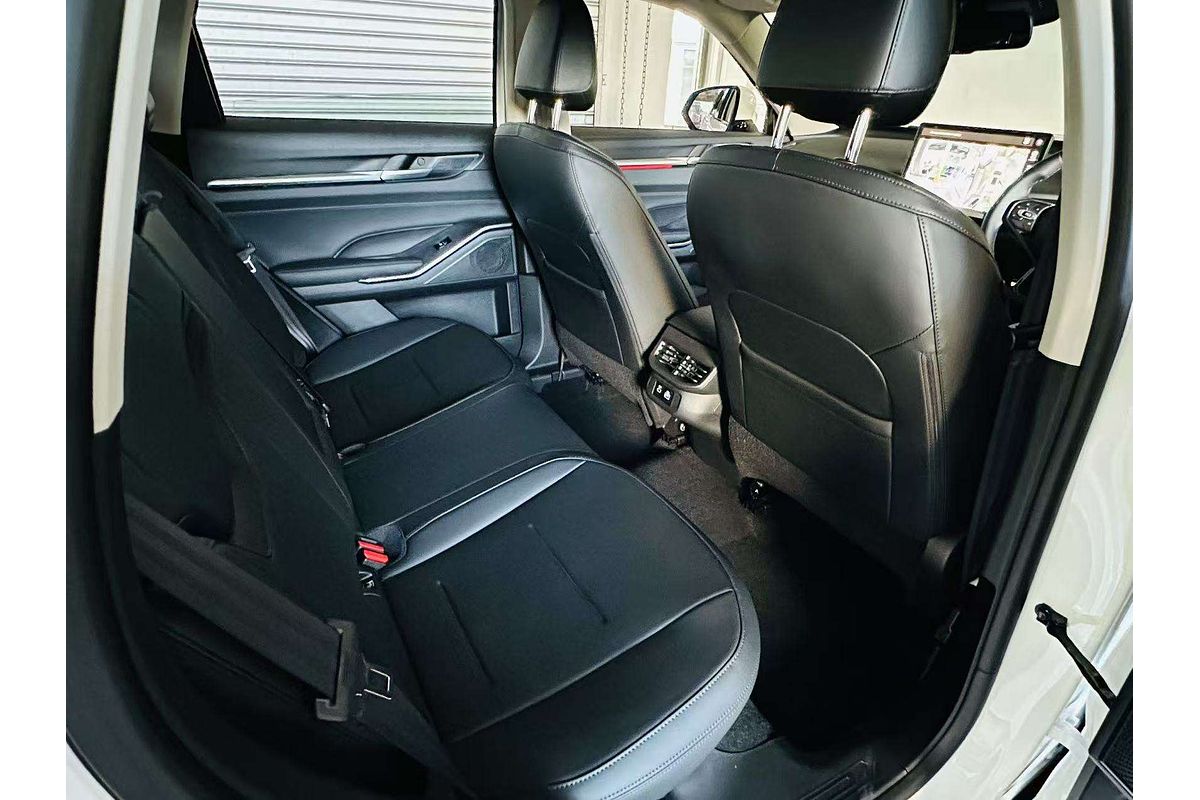 H6 Facelift Lux Auto Hybrid 4X2