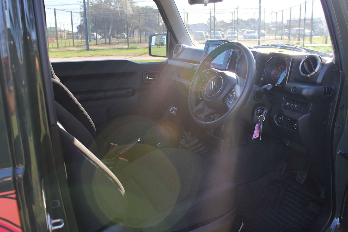2022 SUZUKI JIMNY GL LITE (QLD) 5 SP MANUAL 4x4 2D WAGON 4CYL